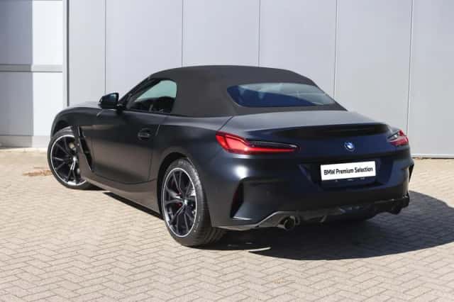 BMW Z4 (2026) thumbnail 2