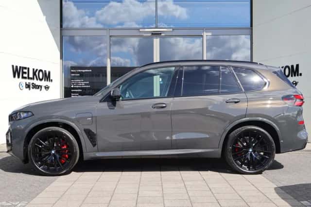 BMW X5 (2026) thumbnail 3