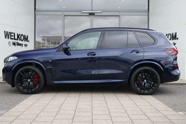 BMW X5 (2026) thumbnail 5