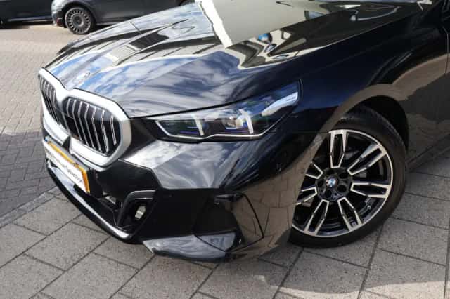 BMW 5-Serie (2025) thumbnail 2