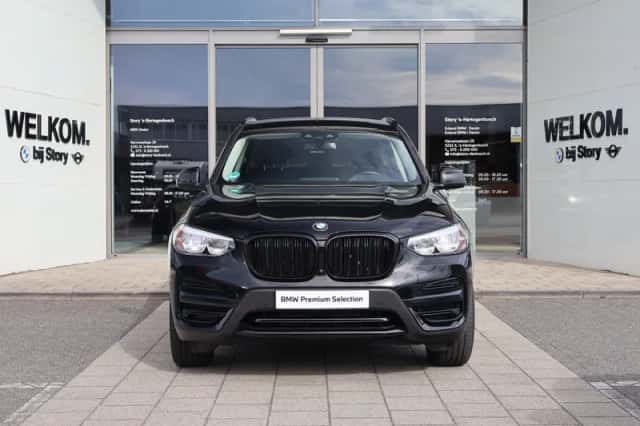 BMW X3 (2020) thumbnail 2