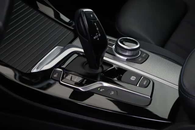BMW X3 (2018) thumbnail 6