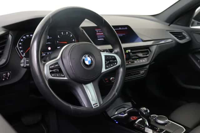 BMW 1-Serie (2021) thumbnail 3