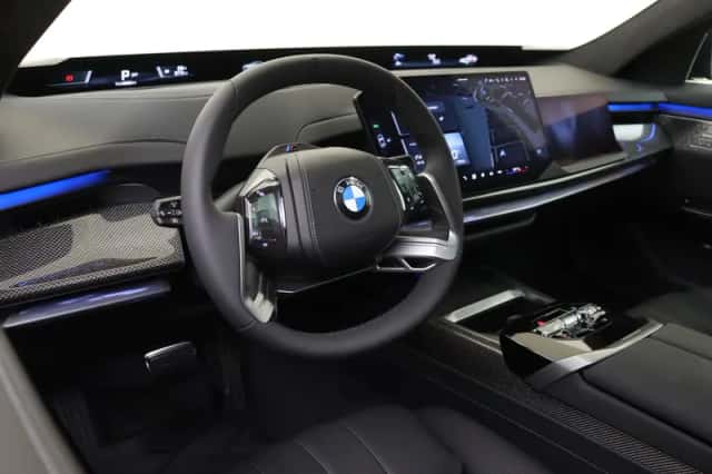BMW i7 (2026) thumbnail 3