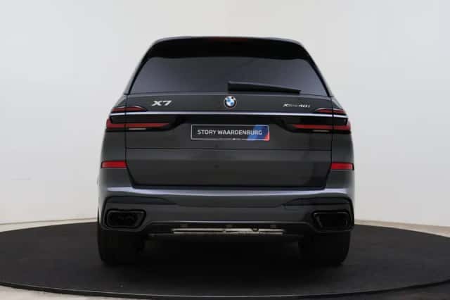 BMW X7 (2026) thumbnail 5