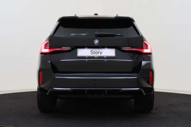 BMW iX1 (2026) thumbnail 5