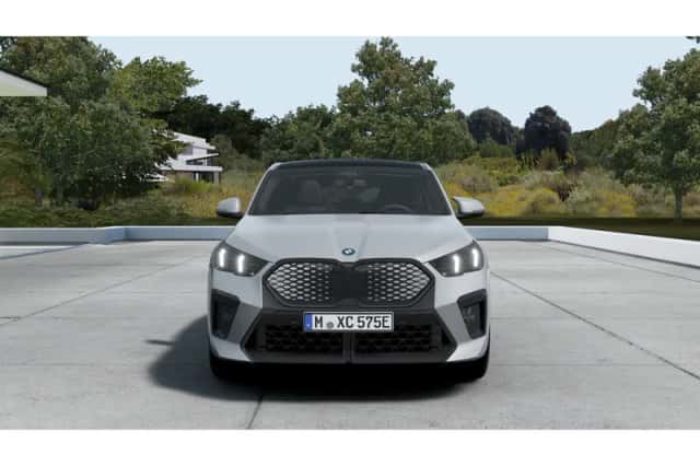 BMW iX2 (2026) thumbnail 3