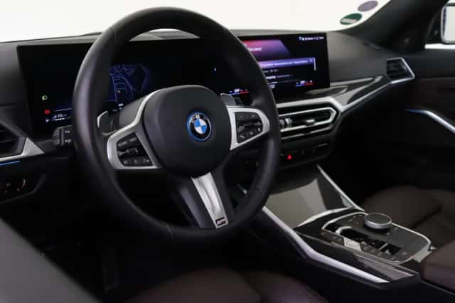 BMW 3-Serie (2024) thumbnail 3
