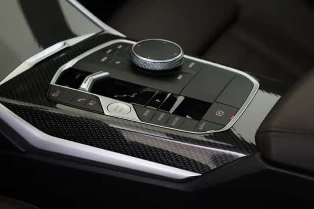 BMW 3-Serie (2024) thumbnail 6
