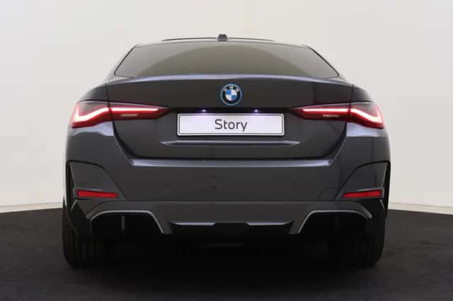 BMW i4 (2022) thumbnail 5