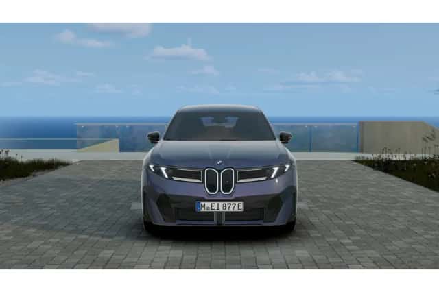 BMW iX3 (2026) thumbnail 3
