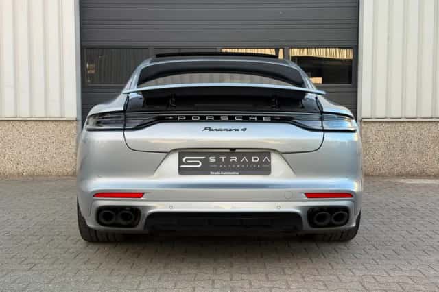 Porsche Panamera (2023) thumbnail 5