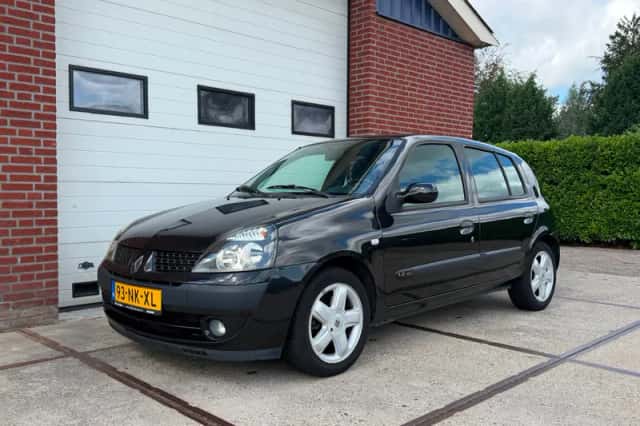 Renault Clio (2003) thumbnail 5