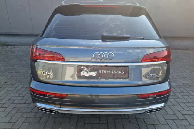 Audi Q5 (2021) thumbnail 3