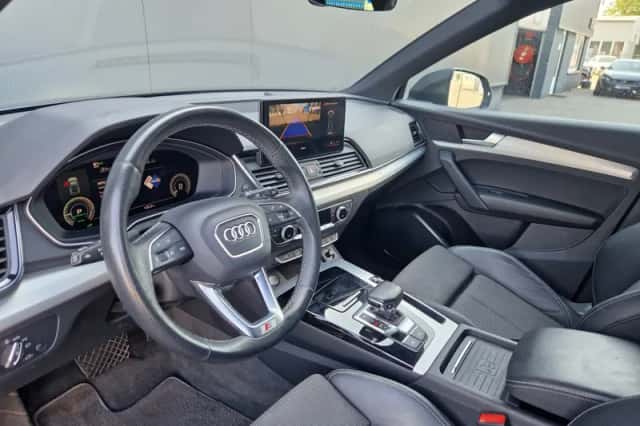 Audi Q5 (2021) thumbnail 5