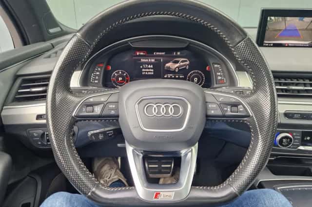 Audi Q7 (2017) thumbnail 6