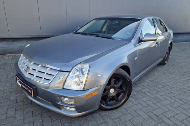Cadillac STS (2006) thumbnail 1