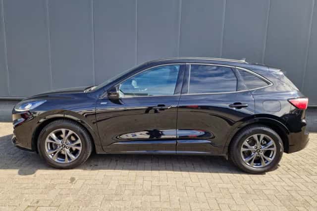Ford Kuga (2024) thumbnail 2
