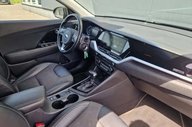 Kia Niro (2020) thumbnail 6
