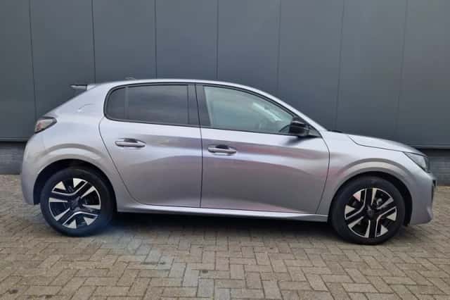 Peugeot 208 (2025) thumbnail 4