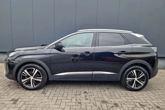 Peugeot 3008 (2023) thumbnail 2