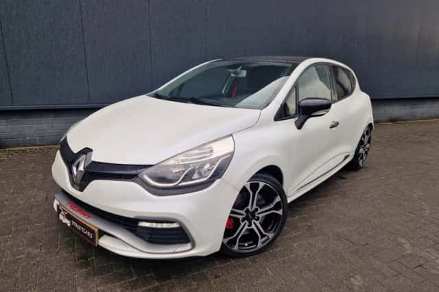 Renault Clio (2015) thumbnail 1