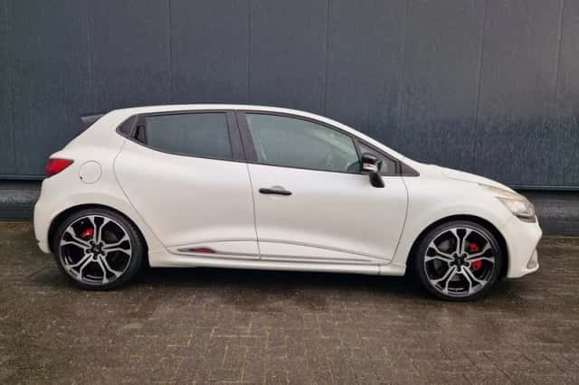 Renault Clio (2015) thumbnail 4