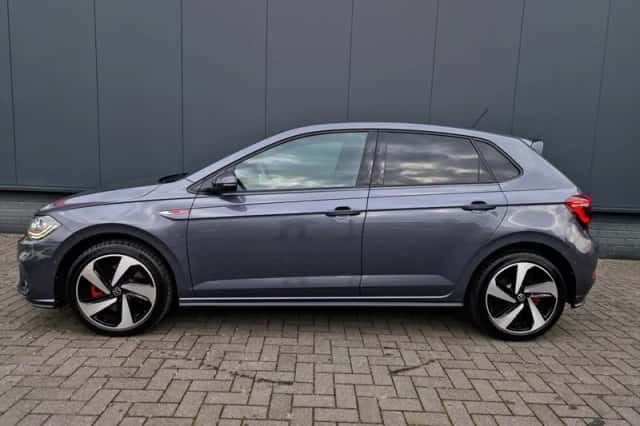 Volkswagen Polo (2024) thumbnail 2
