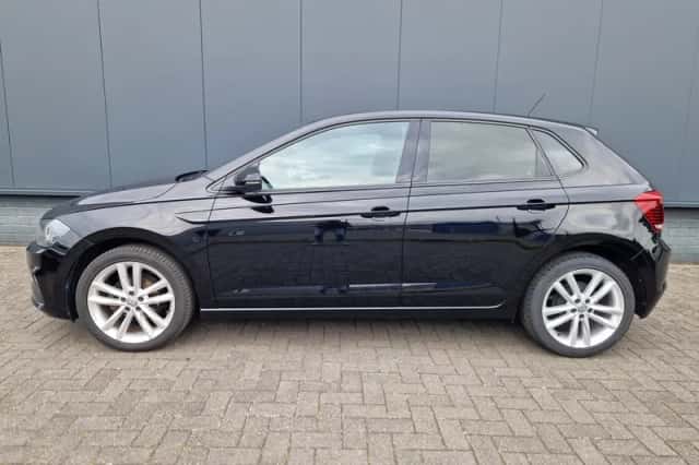 Volkswagen Polo (2019) thumbnail 2