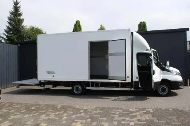 Iveco Daily (2022) thumbnail 5