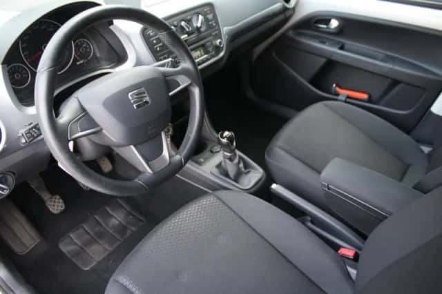 SEAT Mii (2014) thumbnail 4