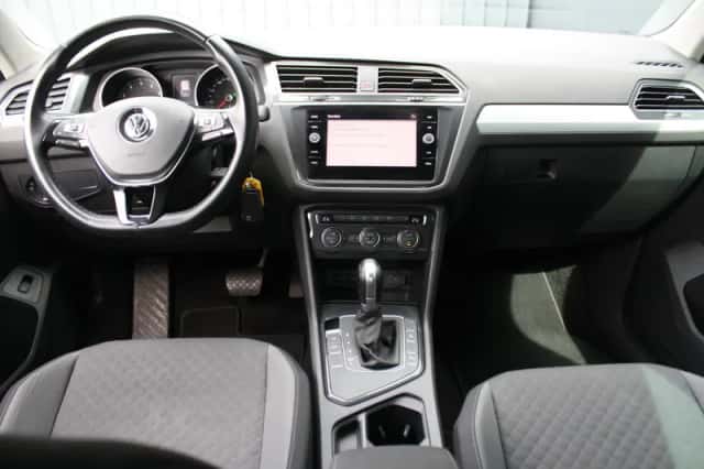 Volkswagen Tiguan (2019) thumbnail 3