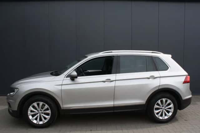 Volkswagen Tiguan (2019) thumbnail 6