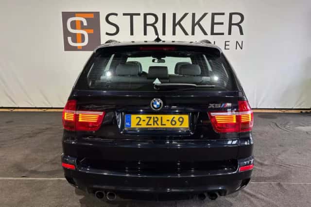 BMW X5 (2010) thumbnail 4