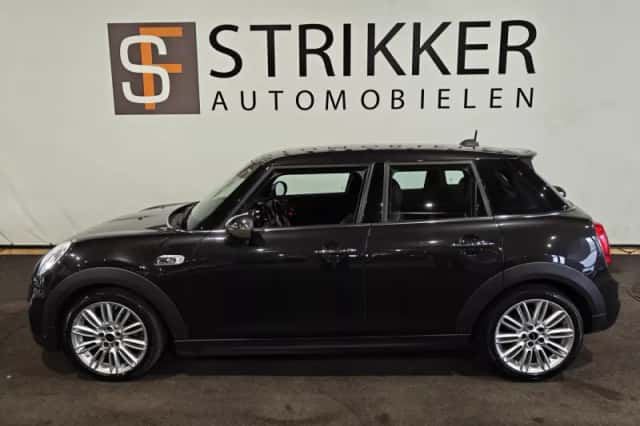MINI Cooper S (2014) thumbnail 2