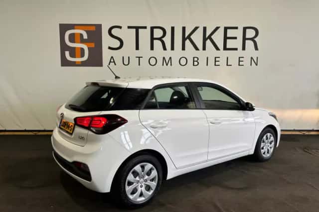 Hyundai i20 (2019) thumbnail 2