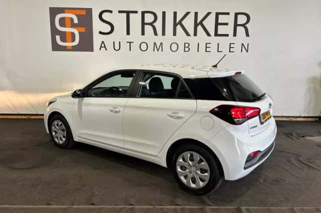 Hyundai i20 (2019) thumbnail 5