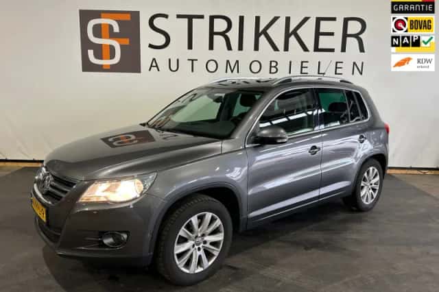 Volkswagen Tiguan (2011) thumbnail 1