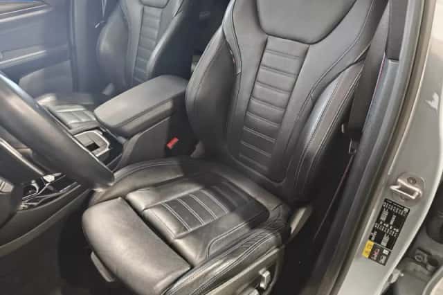 BMW X3 (2022) thumbnail 2