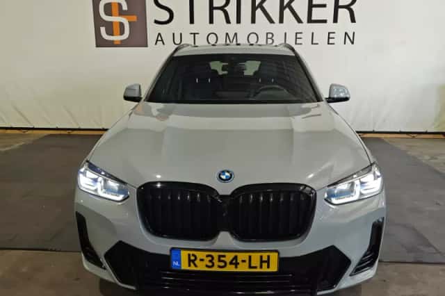 BMW X3 (2022) thumbnail 6