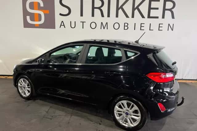 Ford Fiesta (2023) thumbnail 2