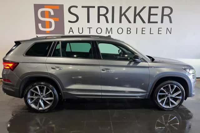 Škoda Kodiaq (2022) thumbnail 3