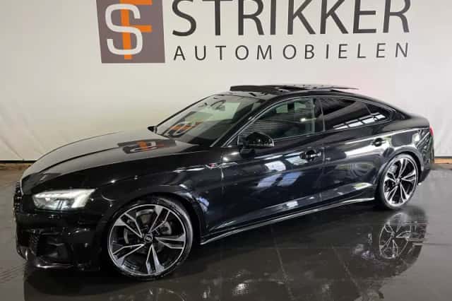 Audi A5 (2021) thumbnail 2