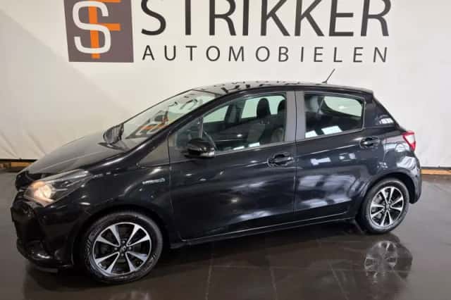 Toyota Yaris (2018) thumbnail 1