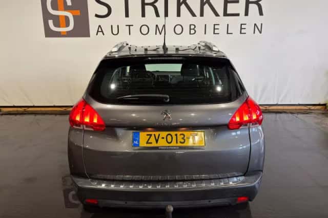 Peugeot 2008 (2016) thumbnail 3