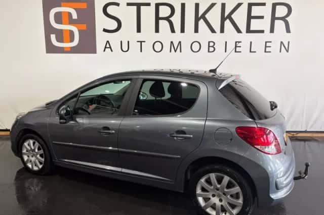 Peugeot 207 (2011) thumbnail 3