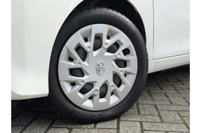Toyota Aygo (2020) thumbnail 2