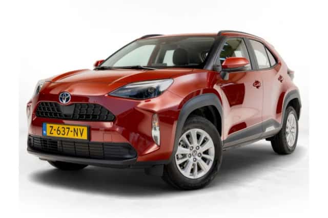 Toyota Yaris Cross (2024) thumbnail 1