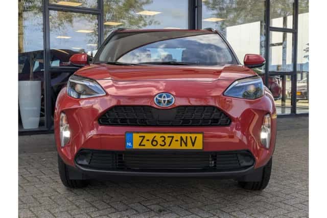 Toyota Yaris Cross (2024) thumbnail 5