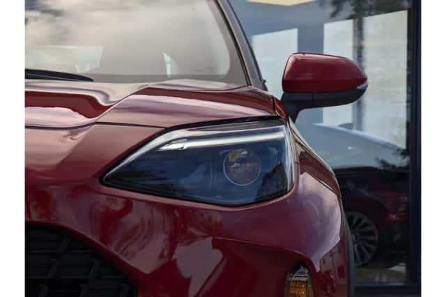 Toyota Yaris Cross (2024) thumbnail 6